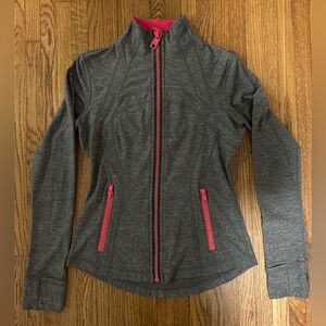 Lululemon Define Jacket- Size 6